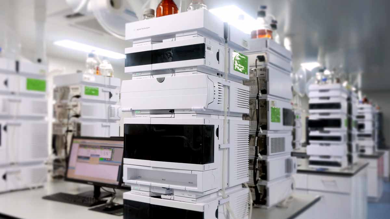 CPC HPLC purity testing bench